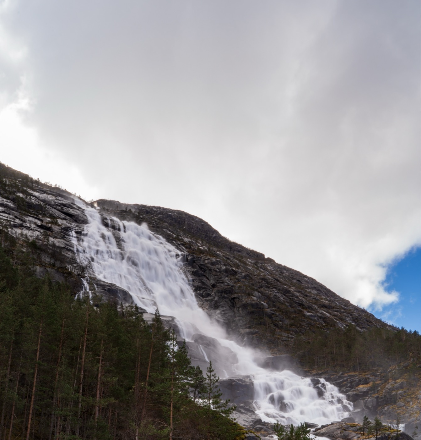 Langfossen