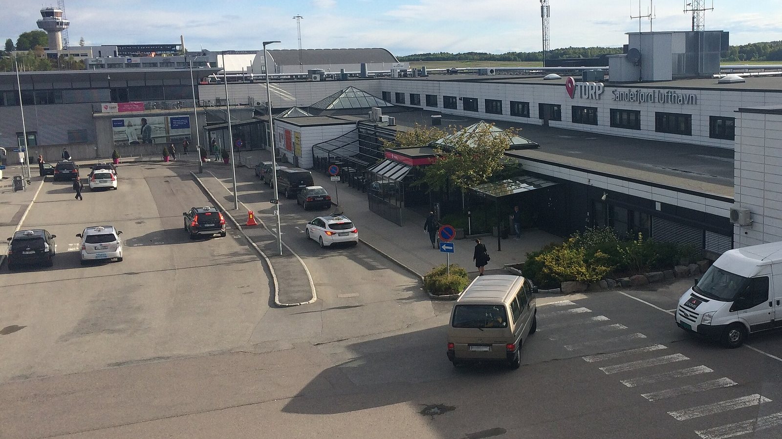 Budynek terminalu lotniska Sandefjord Torp