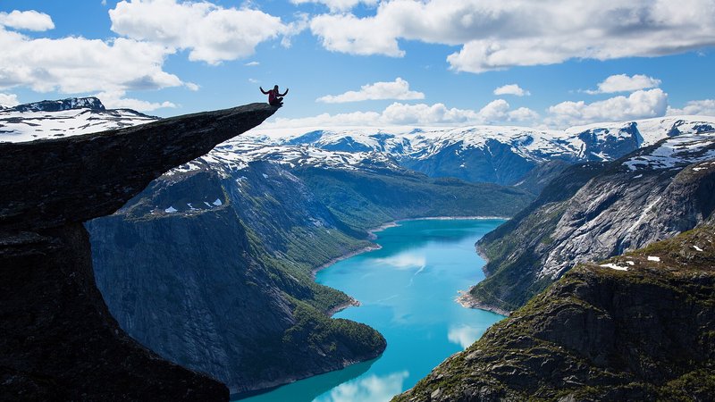 Trolltunga